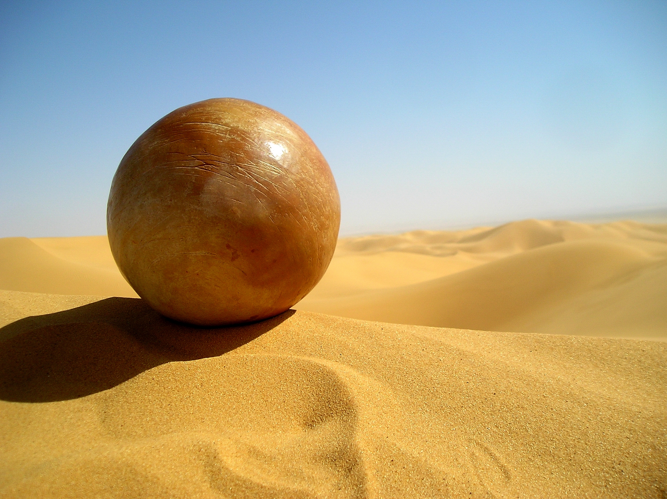 Sculpture Philippe Ardy
"Sphère", Terre cuite, Timimoun (2006)